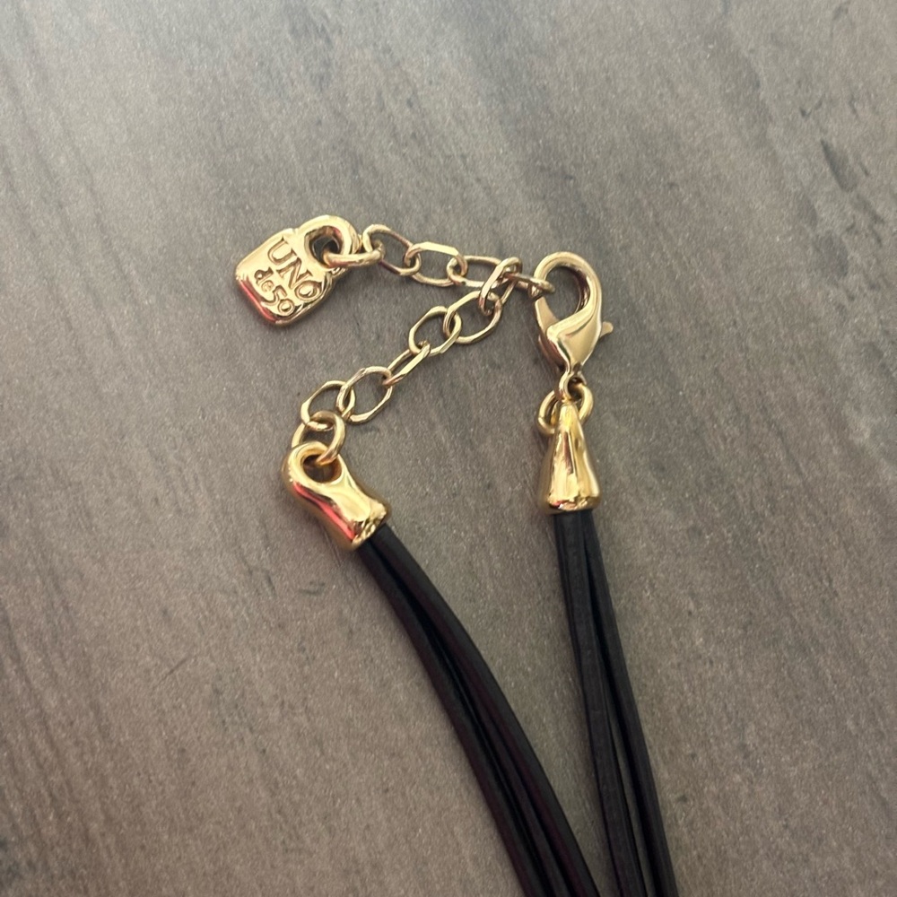 UNO de 50 Gold and Black Cord Necklace - Picture 9 of 12